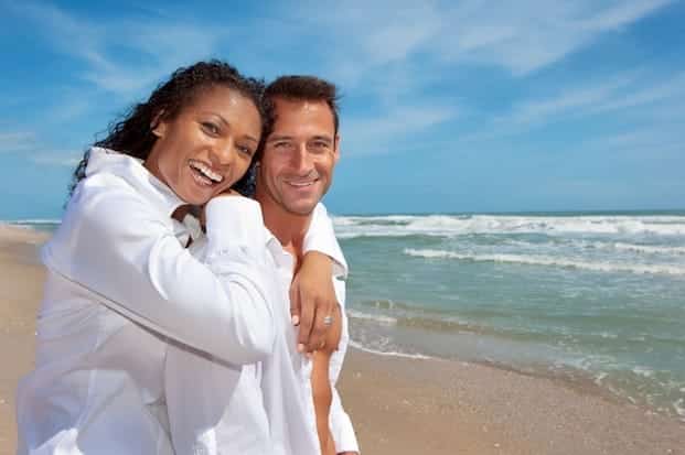Divided we stand: Partners who live apart